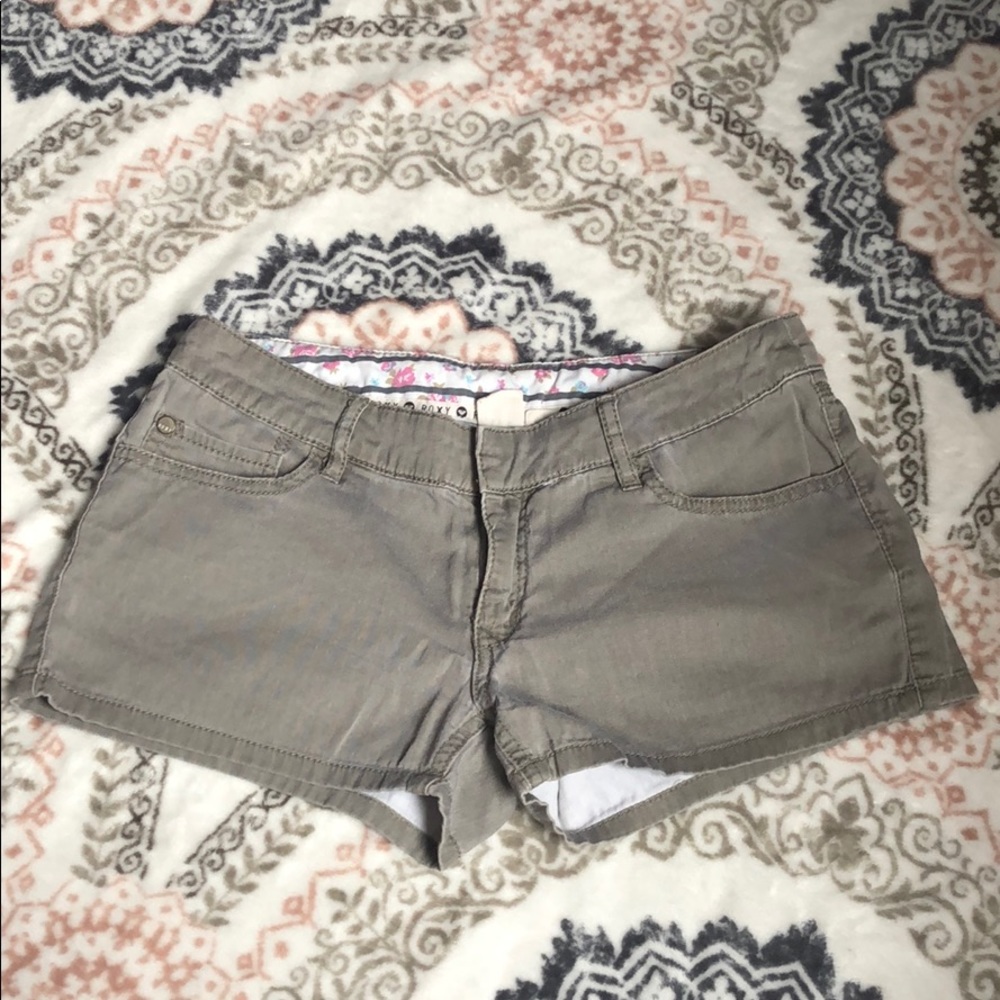 Roxy olive green shorts